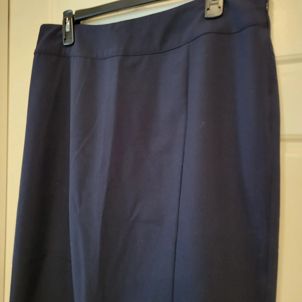 CHAUS VINTAGE BLUE PENCIL SKIRT SIZE 10